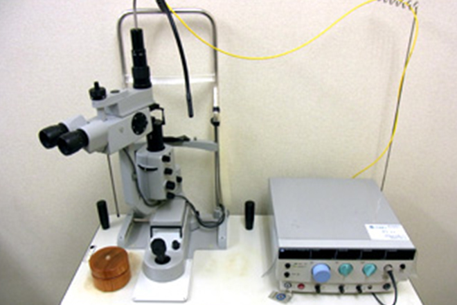 （レーザー光凝固装置）